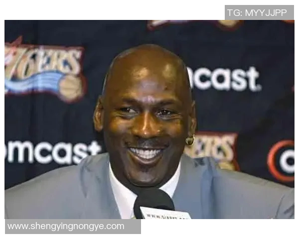 美国美式足球球星涉嫌谋杀案件引发的社会舆论与法律挑战